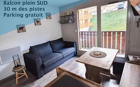 Au Pied des Pistes B48, Chaleureux studio 4 pers, balcon plein SUD, DRAPS NON COMPRIS